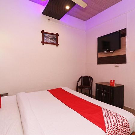 ホテルOyo 75571 Sai Pooja Lodging ムンバイ エクステリア 写真
