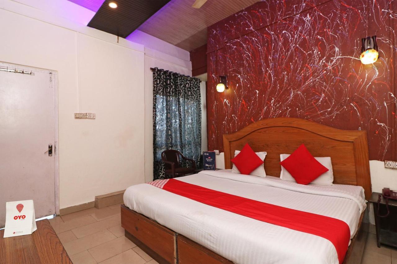 ホテルOyo 75571 Sai Pooja Lodging ムンバイ エクステリア 写真
